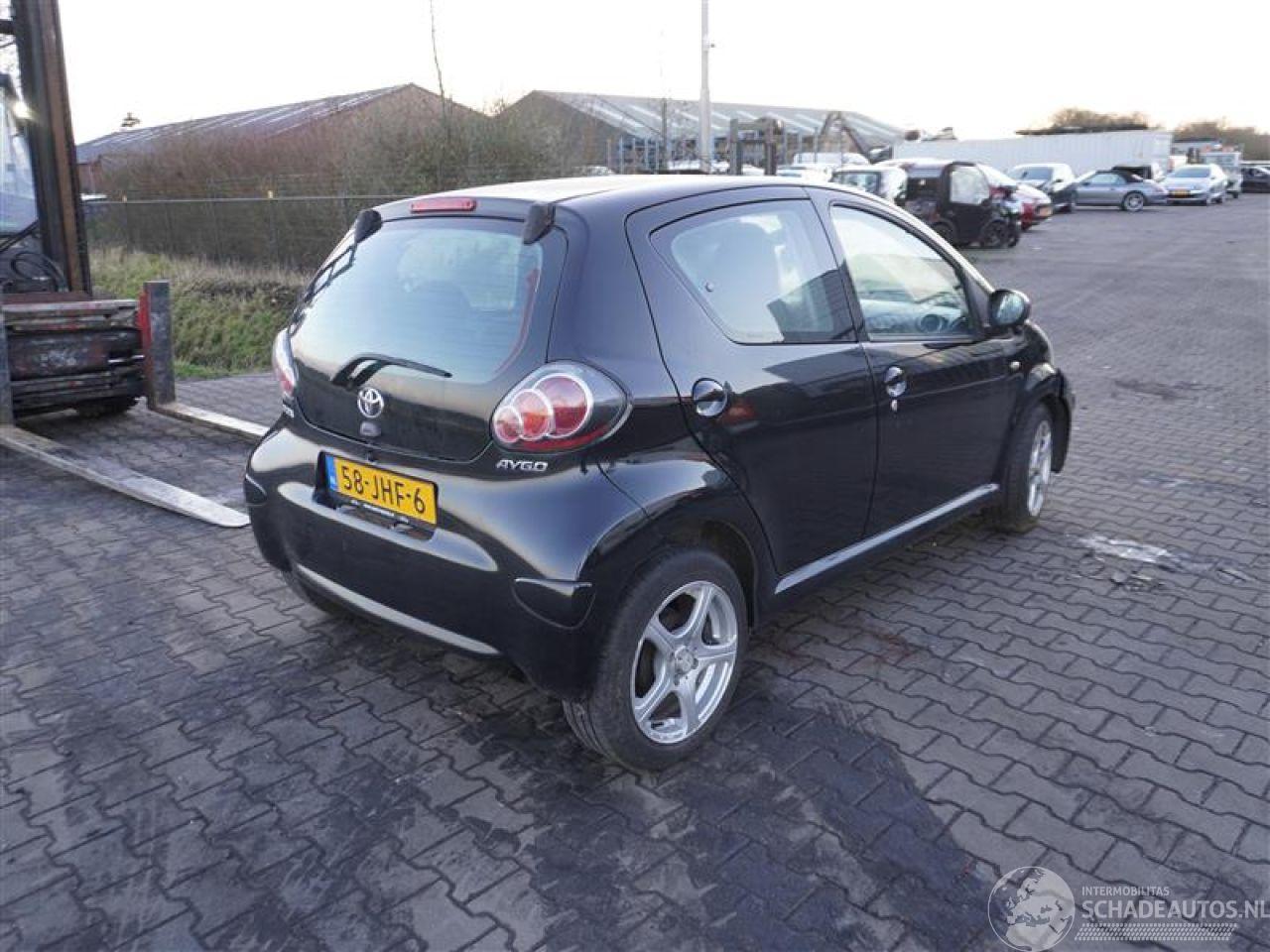 Toyota Aygo 1.0 12v