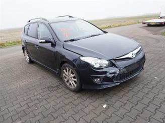 Hyundai I-30 Crosswagon 1.6 picture 4