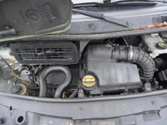 Nissan Primastar 2.0 dCi picture 8