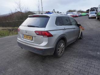Vrakbiler auto Volkswagen Tiguan 1.4 TSi 2017/7