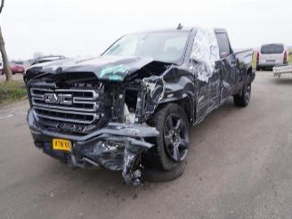 GMC Sierra 5.3 Crew Cab picture 3