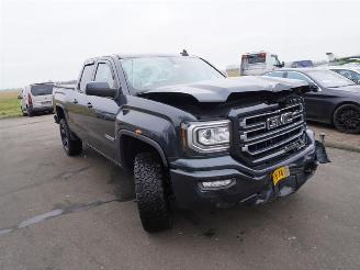 GMC Sierra 5.3 Crew Cab picture 4