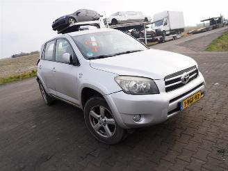 Toyota Rav-4 2.2 D Cat  4x4 picture 4