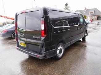 uszkodzony samochody ciężarowe Renault Trafic 2.0 dCi 2023/8