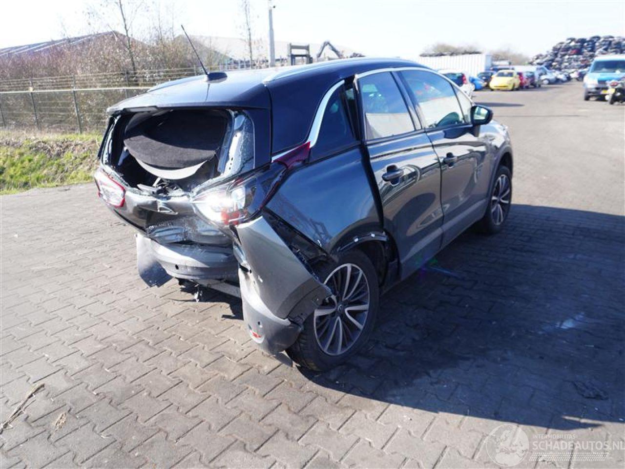 Opel Crossland 1.2 Turbo