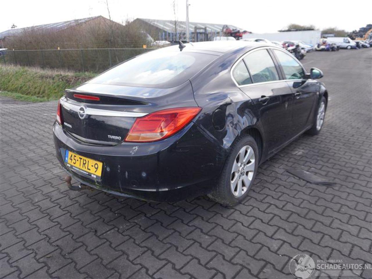 Opel Insignia 1.6 Turbo