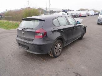 skadebil auto BMW 1-serie 120d 2006/1