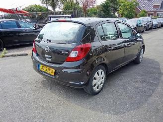 Coche accidentado Opel Corsa 1.3  CDTi 2011/9