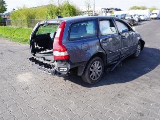 Damaged car Volvo V-50 2.4 20v 2007/3