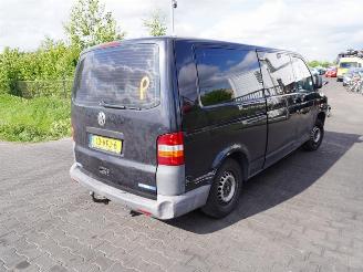demontáž dodávky Volkswagen Transporter 1.9 TDI 75 KW 2007/3
