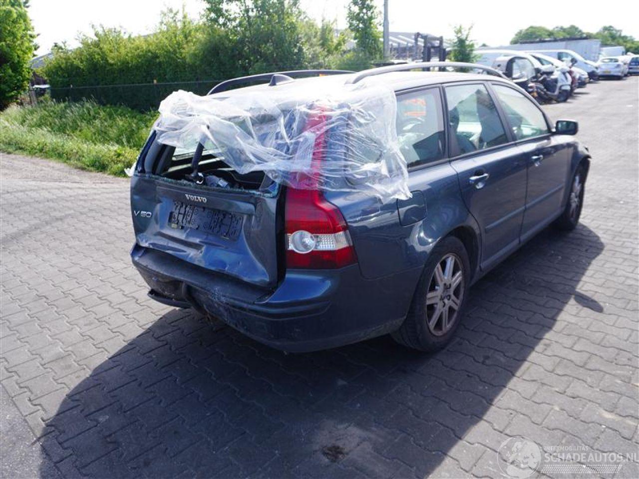 Volvo V-50 1.8