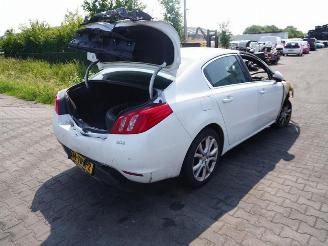 Damaged car Peugeot 508 1.6 THP 2012/3