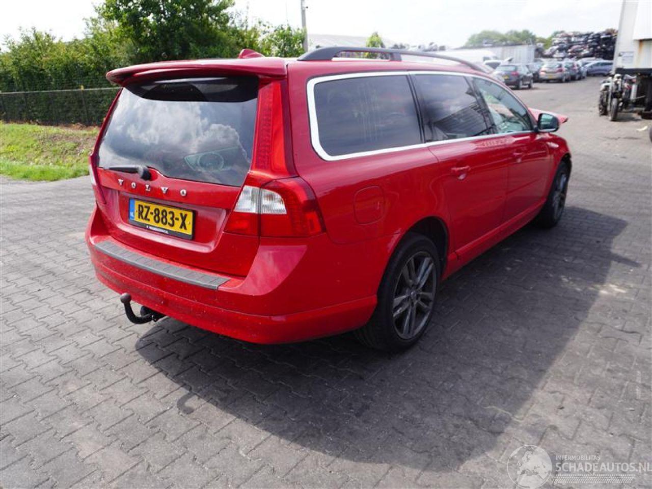 Volvo V-70 2.0 T5