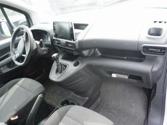 Opel Combo Cargo 1.2 benzine picture 7