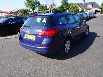 Avarii autoturisme Opel Astra SPORTS TOURER 1.3 CDTi 2011/2