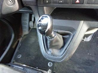 Toyota Proace 2.0 D-4D picture 12