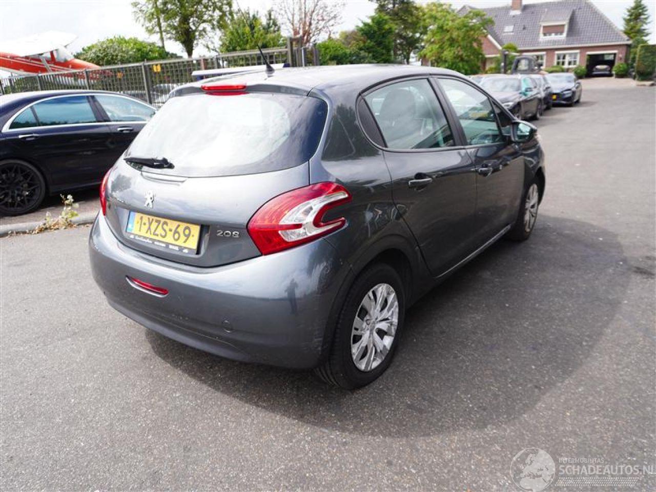 Peugeot 208 1.2 Vti