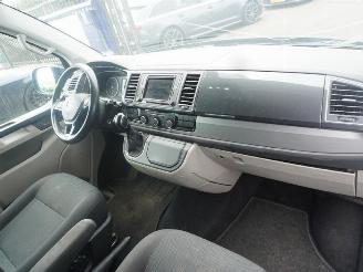Volkswagen Transporter 2.0 TDi 204 Dubbelcabine picture 11