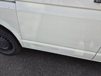 Volkswagen Transporter T5 Van 1.9 TDi (BRR) picture 6