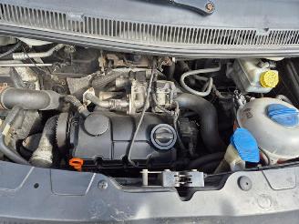 Volkswagen Transporter T5 Van 1.9 TDi (BRR) picture 15