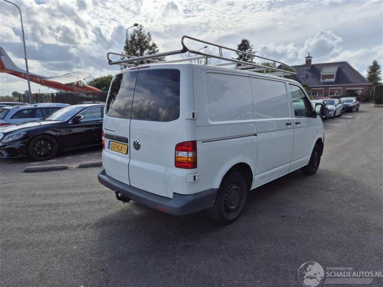 Volkswagen Transporter T5 Van 1.9 TDi (BRR)