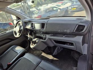 Peugeot Expert 2.0 Blue HDi 120 16V (DW10FE(AHK)) picture 9