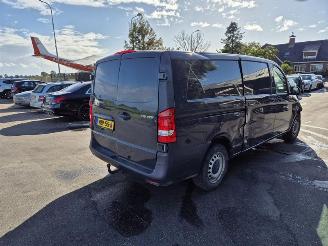 damaged commercial vehicles Mercedes Vito 2.2 116 CDI 16V (OM651.950) 2018/1