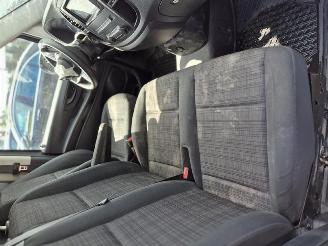 Mercedes Vito 2.2 116 CDI 16V (OM651.950) picture 11