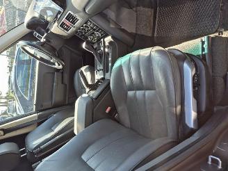 Land Rover Range Rover Range Rover III (LM) Terreinwagen 2.9 TD6 24V picture 8