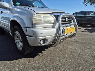 Suzuki Grand-vitara 2.5 V6 24V (H25A) picture 7