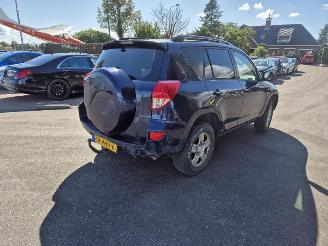 Schadeauto Toyota Rav-4 2.2 D-4D 16V 4x4 2007/7