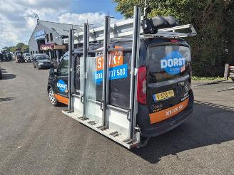 Fiat Doblo 1.6 D Multijet picture 2