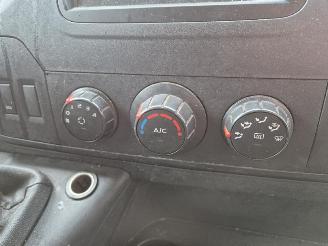 Renault Master 2.3 dCi 125 16V FWD (M9T-704(M9T-C7) picture 13