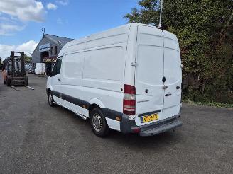 Mercedes Sprinter 216 CDI 16V picture 2