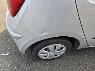 Hyundai I-10 1.1i 12V picture 6