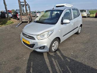 Hyundai I-10 1.1i 12V picture 3