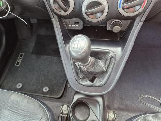Hyundai I-10 1.1i 12V picture 9