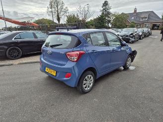 Voiture accidenté Hyundai I-10 1.0 12V 2015/3