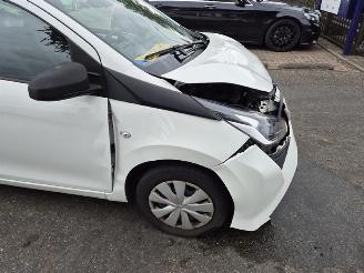 Toyota Aygo 1.0 12V picture 5