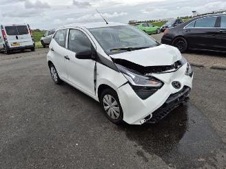 Toyota Aygo 1.0 12V picture 4