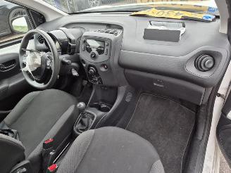 Toyota Aygo 1.0 12V picture 7