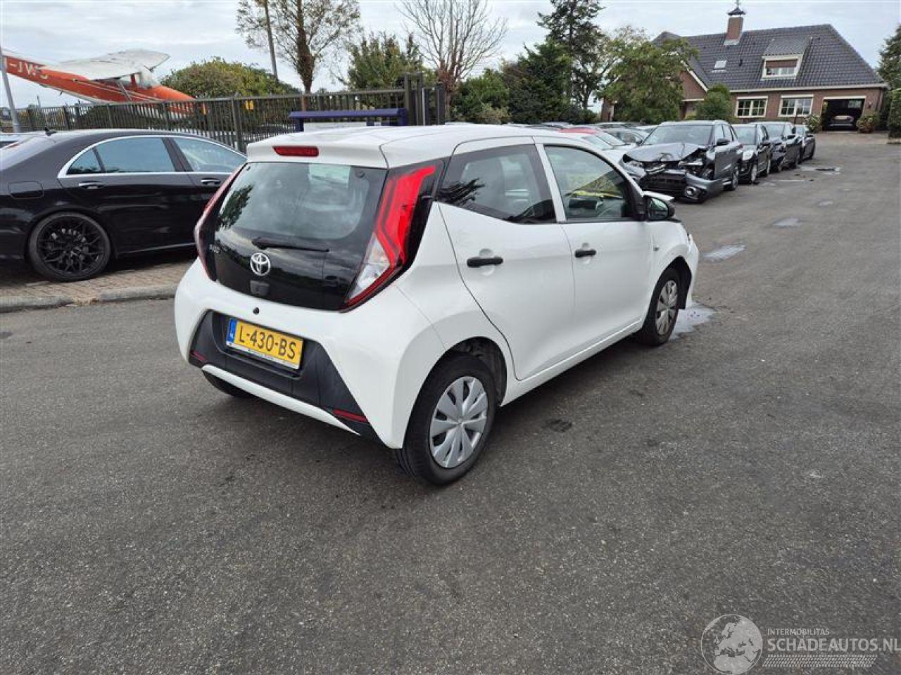 Toyota Aygo 1.0 12V
