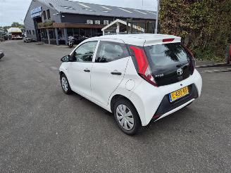 Toyota Aygo 1.0 12V picture 2