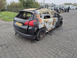 disassembly passenger cars Peugeot 2008 1.2 12V 2014/11