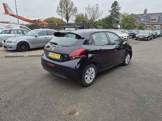 Schadeauto Peugeot 208 1.2 12V 2017/6