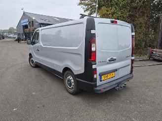 Renault Trafic 1.6 picture 2
