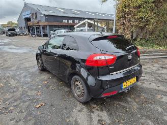 Kia Rio 1.2 16V picture 2
