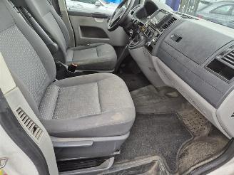 Volkswagen Transporter 2.0 picture 11