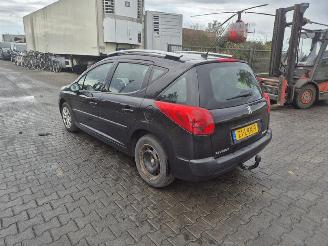 Peugeot 207 SW 1.4 16v picture 2