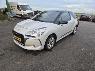 Citroën DS3 1.2 12v picture 3